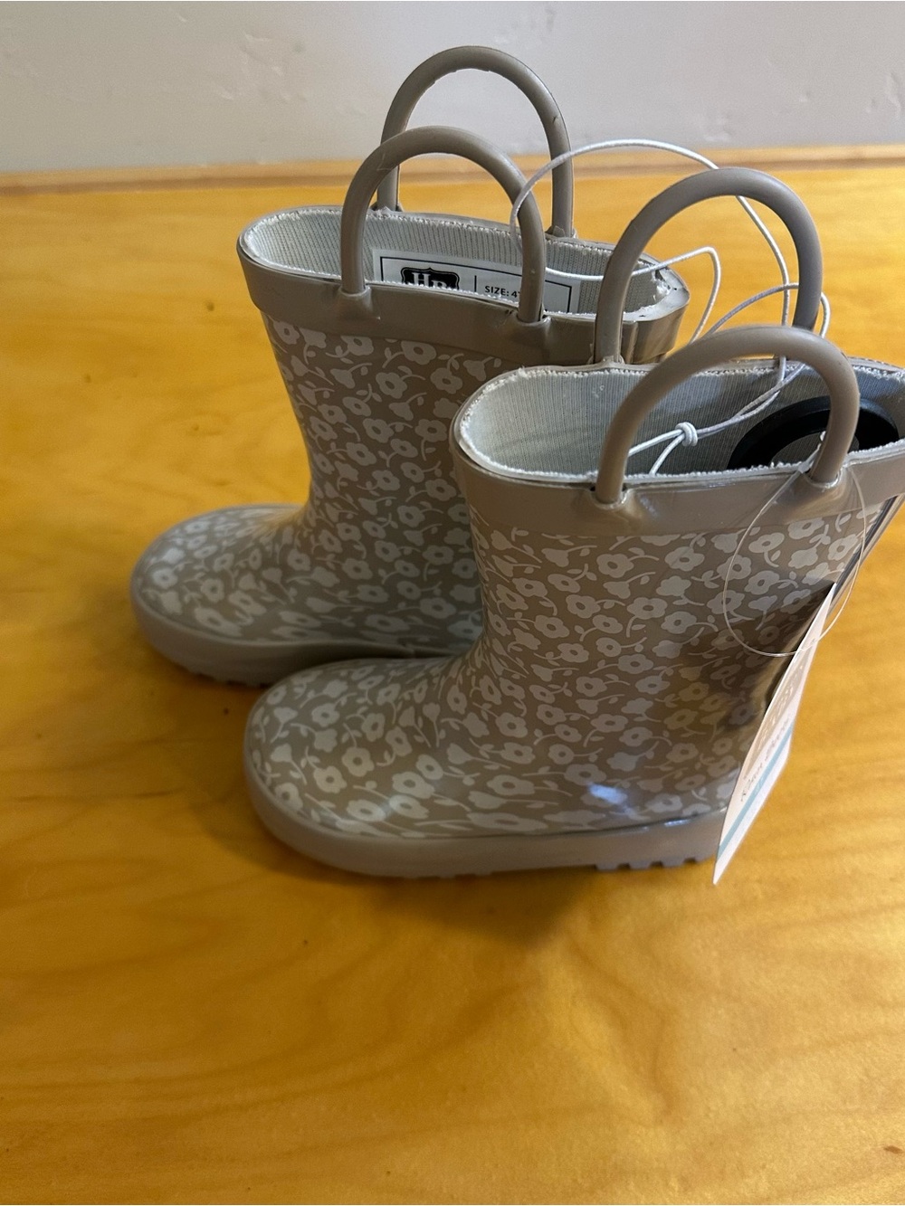 Hudson Baby Girl Cheetah Print Rubber Rain Boots Size 4 New
